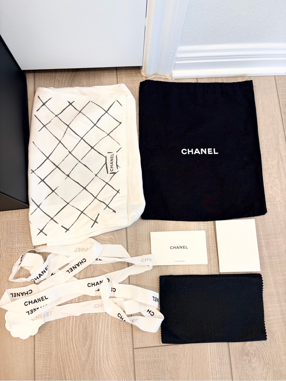 Auth CHANEL 6 PIECES Bundle 4 Boxes + 2 Dust Bags & Accessories - Picture 13 of 16